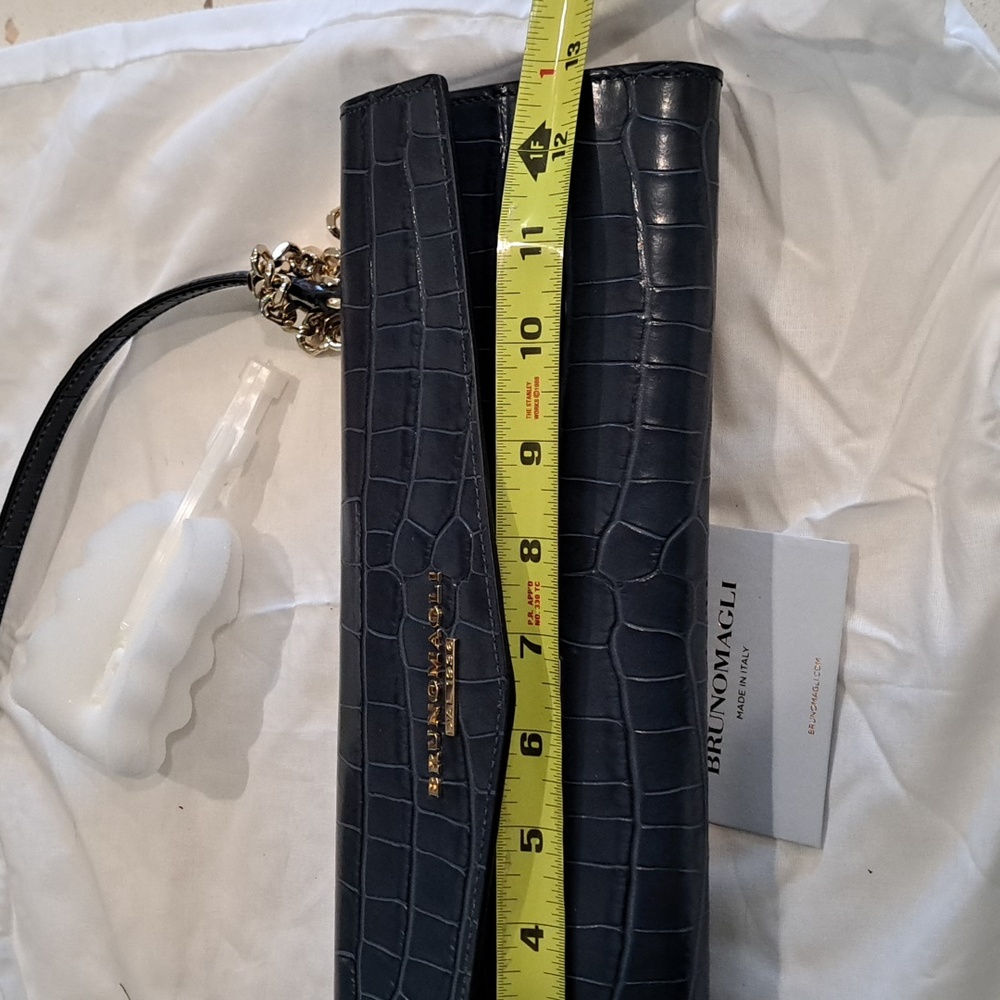 Bruno Magli bag - Picture 7 of 11